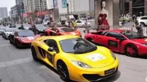 明星云集阅兵现场，马龙内敛，69岁张明敏感人发言引泪目