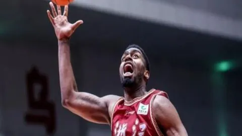 亚冬会冰上运动区“运动员公寓”正式启用